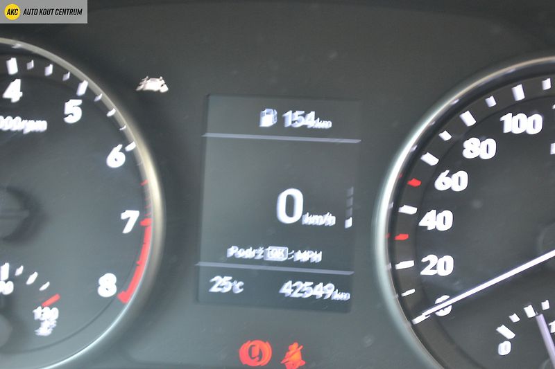 Hyundai i30 1.0T-GDI SMART ALU16 - fotka 37 z 49