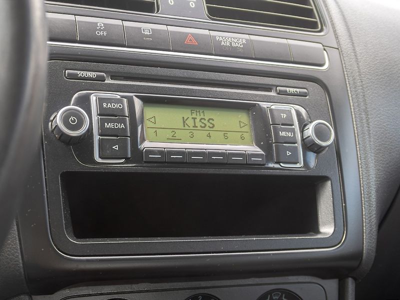 Volkswagen Polo (2009) 1.2HTP KLIMA – ROZVODY - fotka 18 z 40