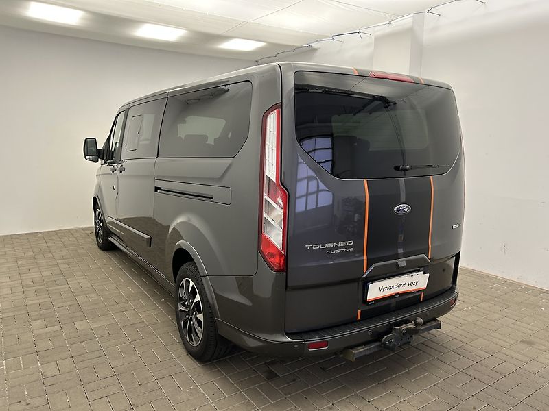 Ford Tourneo Custom 2.0 TDCI - fotka 26 z 27