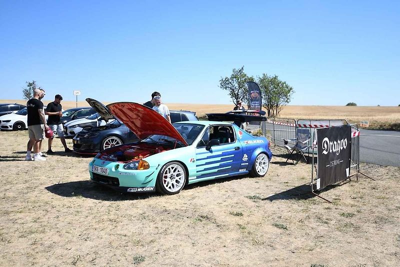 Tuningový sraz v Cebivi v sobotu 15. srpna pořádala skupina Car Meet Plzeň.