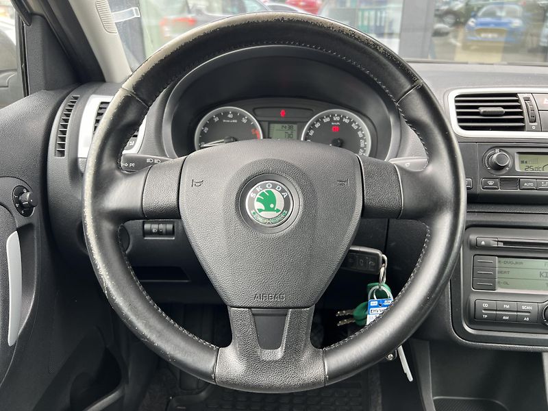 Škoda Fabia 1.2i 12v KLIMA KOUPENO V ČR - fotka 13 z 35