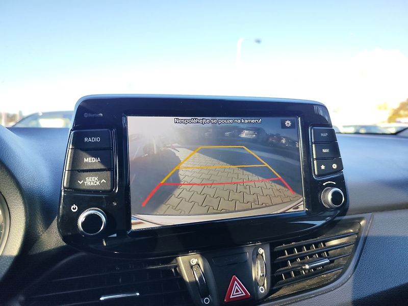 Hyundai i30 1.6 CRDI/85kW Style Navi - fotka 17 z 29