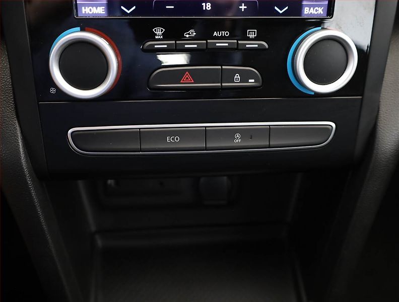 Renault Mégane (2020) 1.3 TCe, Tempomat - fotka 13 z 16