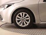 Toyota Corolla (2023) 1.8 Hybrid, digi klima - náhled 15