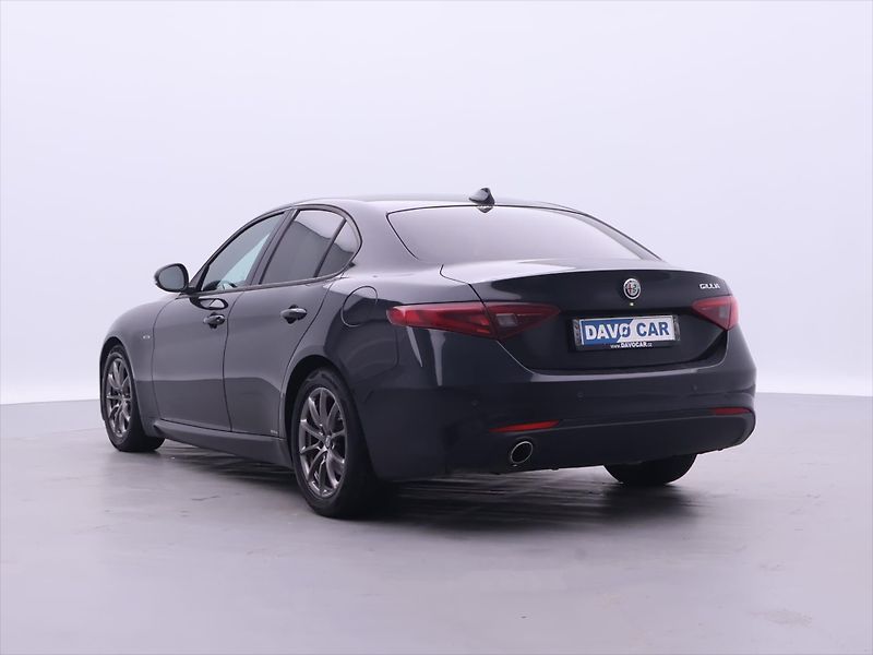 Alfa Romeo Giulia 2,1 JTD 110kW Aut. Navi Xenon - fotka 5 z 33
