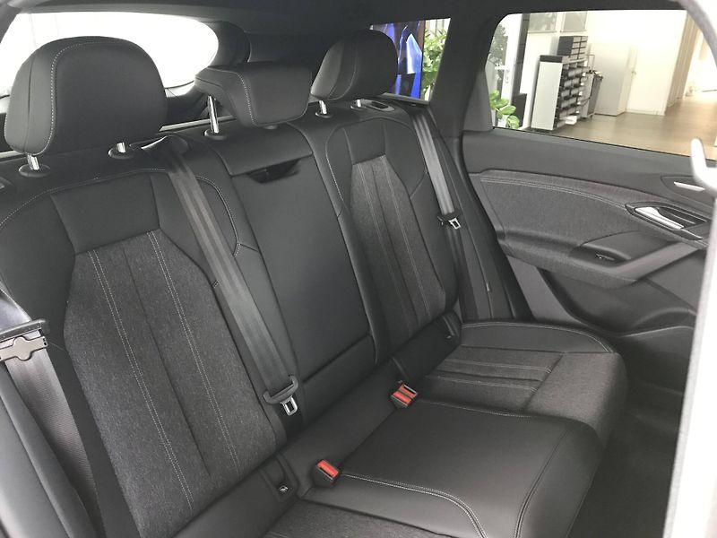 Audi Q6 e-tron quattro 100kWh - fotka 10 z 22