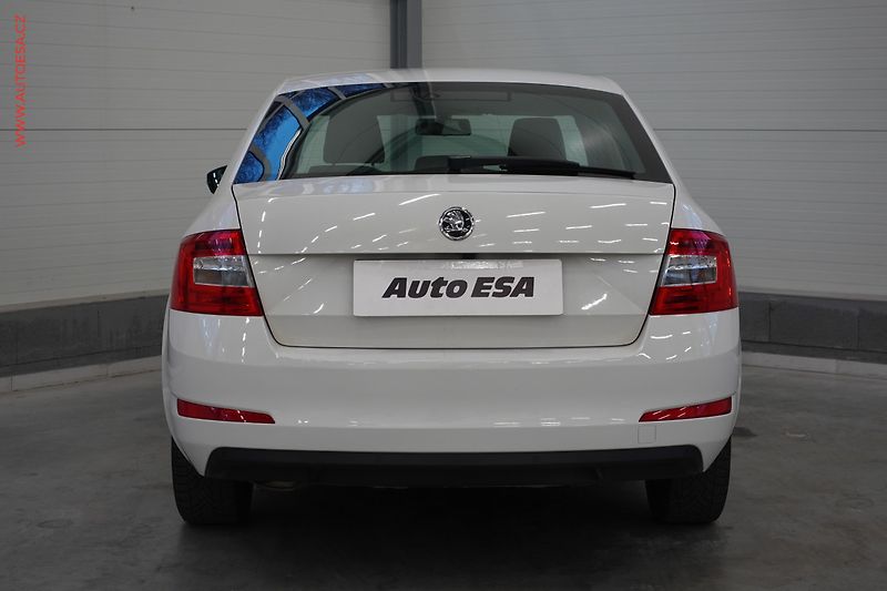 Škoda Octavia (2015) 1.4 TSi, 1.maj,ČR, Fresh, DSG - fotka 5 z 24