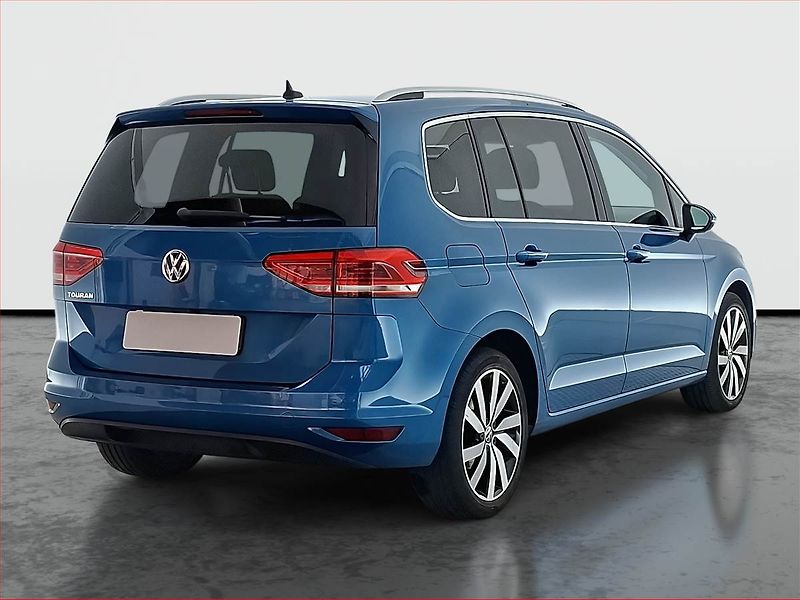 Volkswagen Touran (2019) 1.5 TSI - fotka 5 z 21