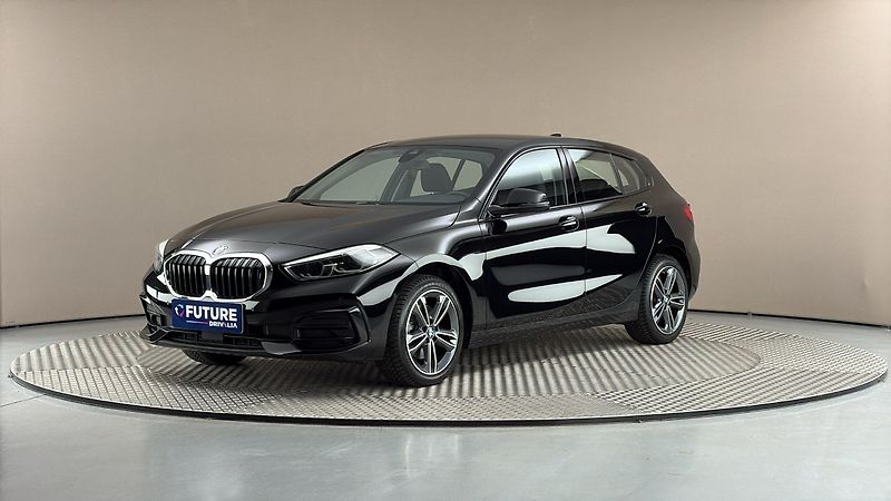 BMW Řada 1 118i AUT Sport Line - fotografie inzerátu