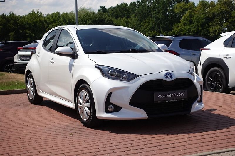 Toyota Yaris 1,5 HEV Comfort - fotka 3 z 26