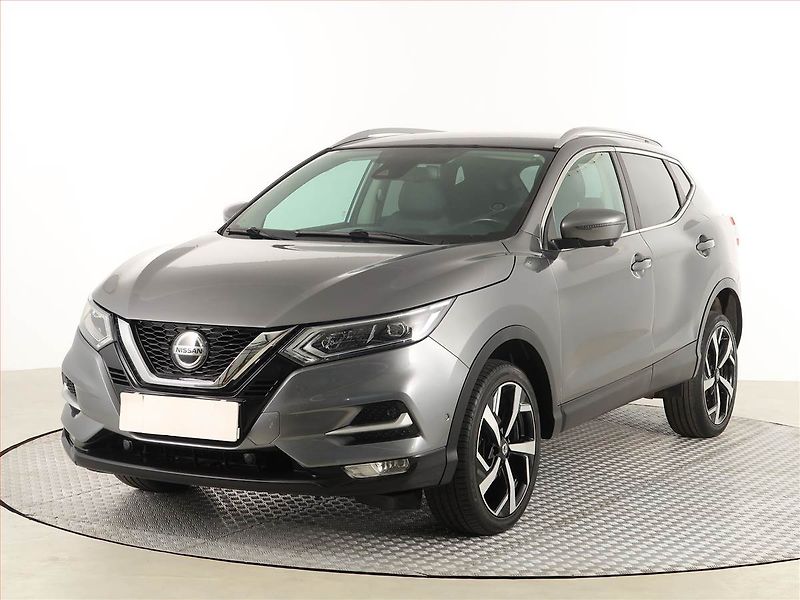 Nissan Qashqai (2020) 1.7 dCi, Kůže, Navi, Tempomat - fotka 2 z 17