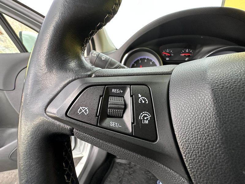 Opel Astra (2016) KOMBI 1.0/77kW 2.Maj. * TZ  - fotka 10 z 32