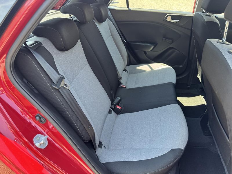Hyundai i20 1.1CRDi,55kw,klima,ČR,1.maj. - fotka 15 z 31