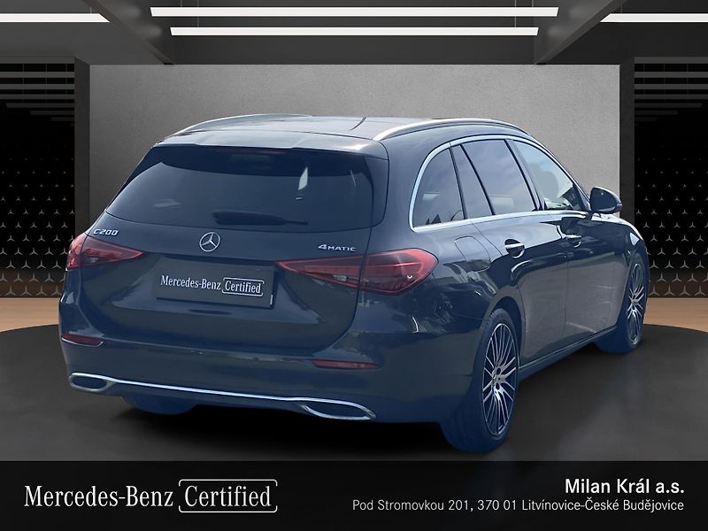 Mercedes-Benz Třídy C C 200 4MATIC kombi - fotka 5 z 26