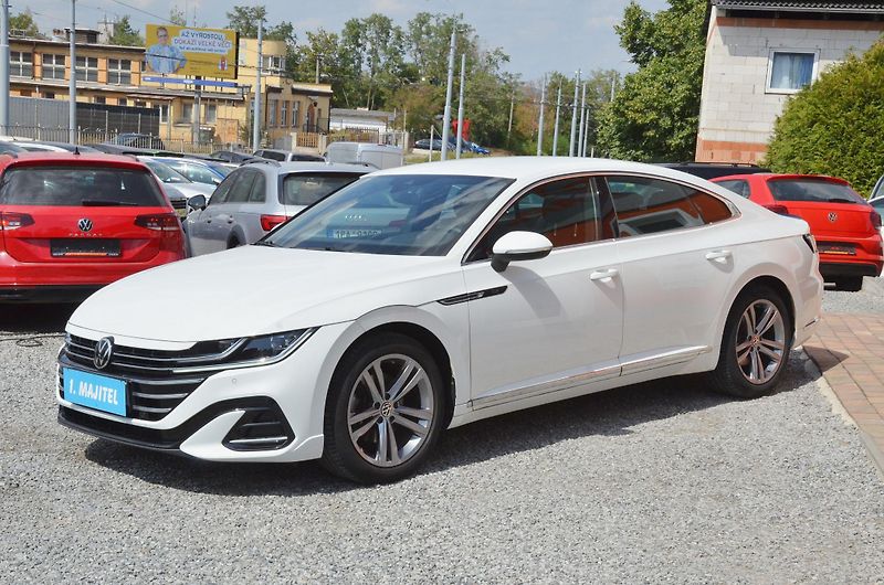 Volkswagen Arteon (2022) R-LINE // REZERVOVÁNO //  - fotka 3 z 42