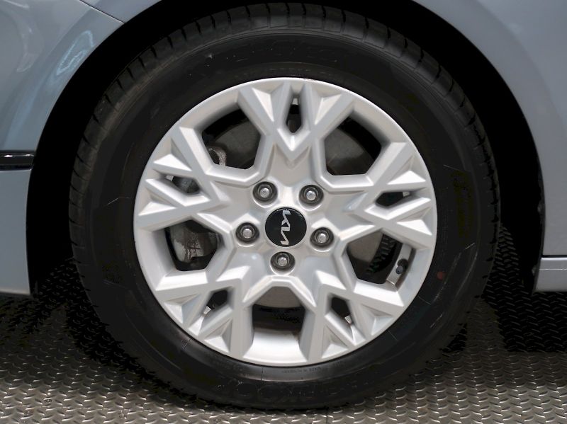 Kia Ceed (2024) FRESH 1.5T-GDI 118kW ZÁRUKA - fotka 31 z 33