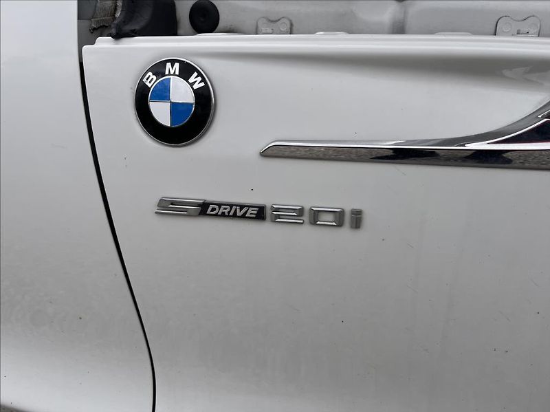 BMW Z4 sDrive 20i Automat,2 sady kol - fotka 24 z 27