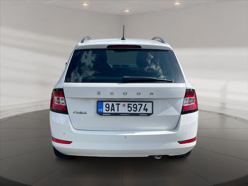 Škoda Fabia 1,0 TSI 70 Ambition - fotka 5 z 11