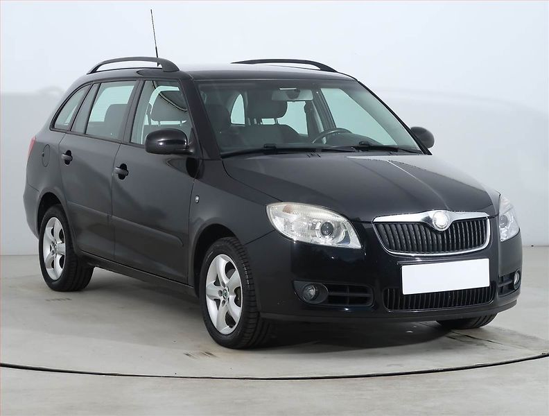 Škoda Fabia (2008) 1.4 16V, po STK, zamluveno - fotka 1 z 18