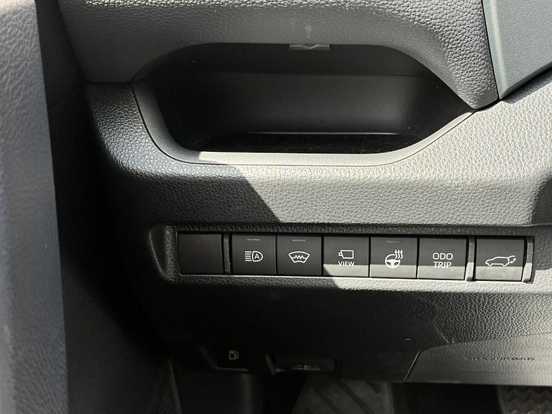 Toyota RAV4 2.5 HSD e-CVT AWD GR-Sport - fotka 15 z 23