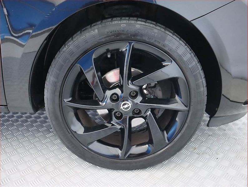 Opel Corsa (2018) 1.4, Automat, Serv.kniha - fotka 15 z 19