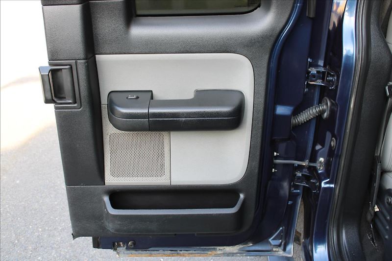 Ford F-150 5.4L V8 Triton 4x4/LPG/CZ - fotka 33 z 38
