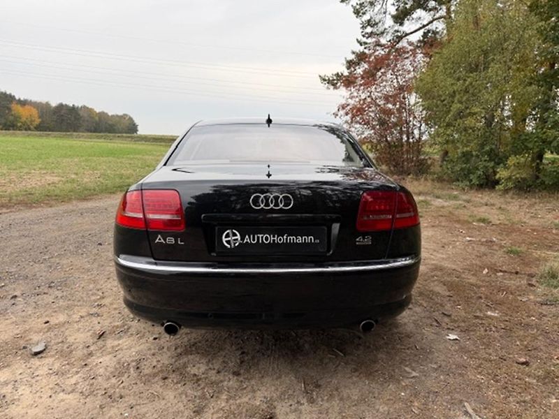 Audi A8 A8 L 4.2 FSI V8, quattro 257kW - fotka 5 z 47
