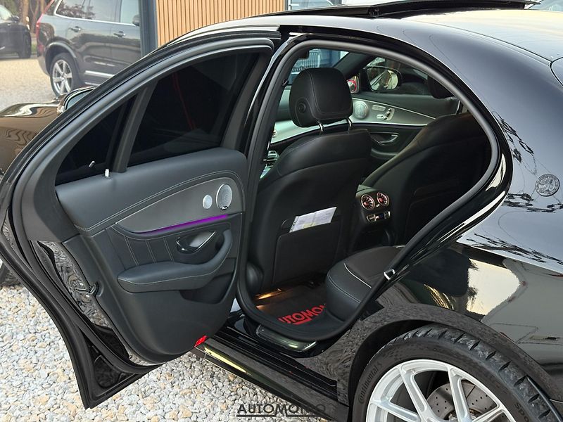 Mercedes-Benz Třídy E (2019) AMG E63s Full vybava, 750PS    - fotka 17 z 38