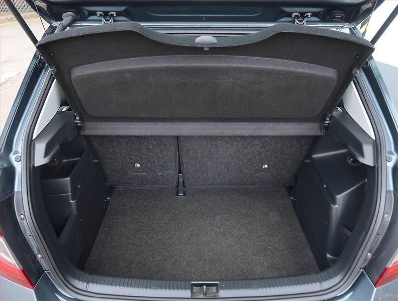 Škoda Fabia (2019) Style 1.0 TSI, ČR,1.maj - fotka 13 z 17