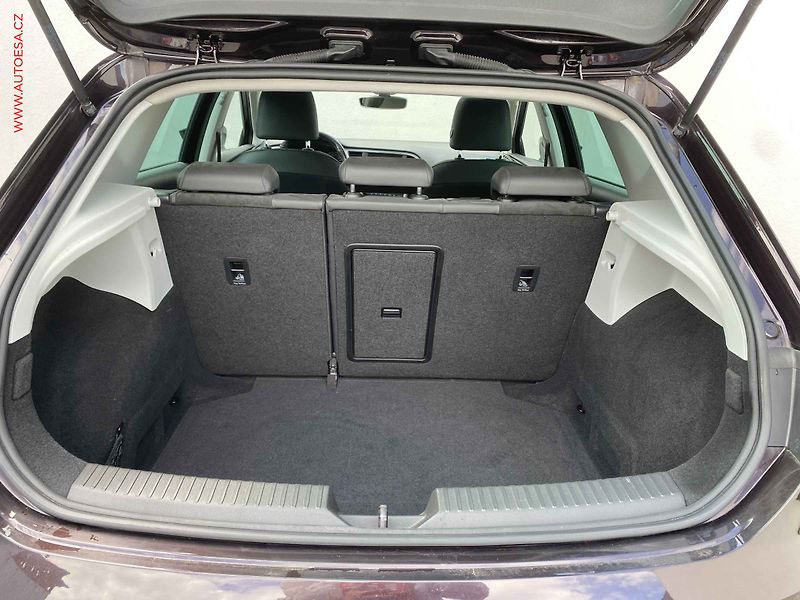 Seat Leon (2017) 1.8 TSi, Xcellence, +ALU - fotka 7 z 19