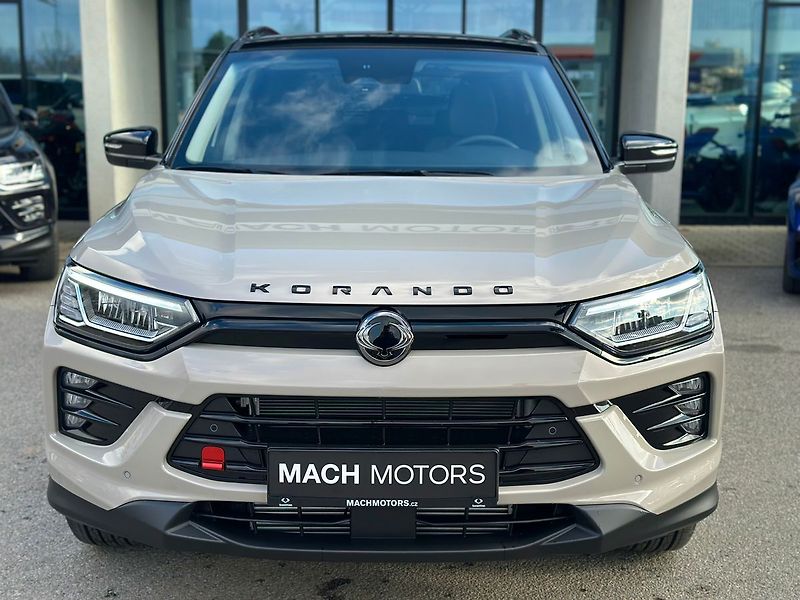 KGM Korando (2026) Smart 1.5 Black edition FWD M6 - fotka 3 z 24