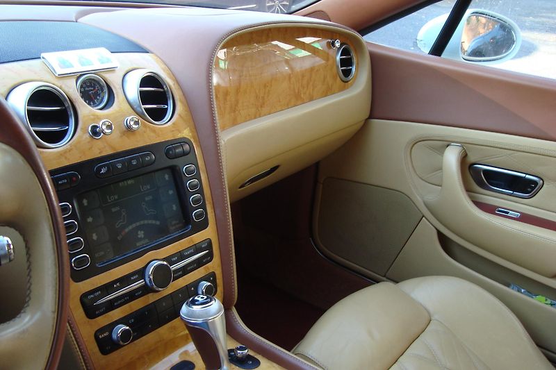 Bentley Continental GT (2007) 6.0W12,Diamond SERIES MULLINER - fotka 43 z 53