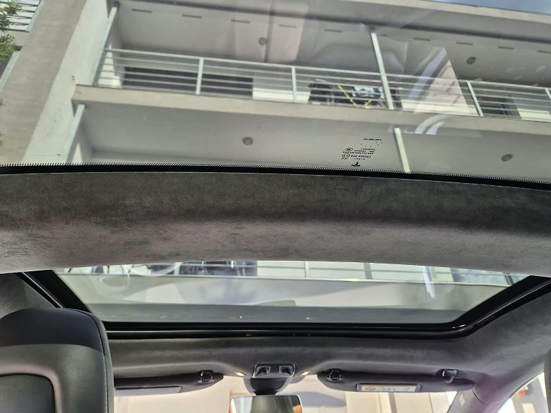 Tesla Model S (2017) 90D AWD Nabíjení zdarma - fotka 18 z 26