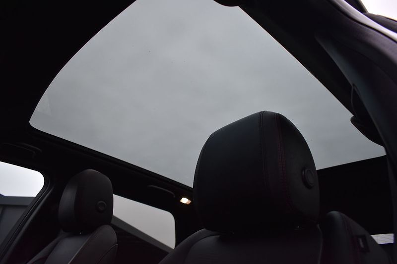 Land Rover Discovery Sport D180 S R-DYNAMIC*4WD*AT*KAMERA - fotka 16 z 35