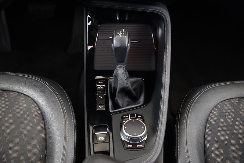 BMW X1 - fotka 21 z 25