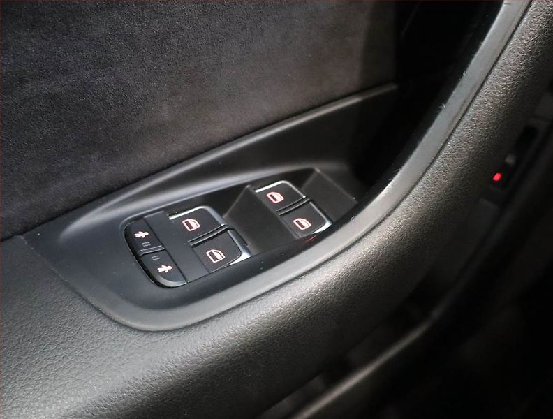 Audi A6 (2012) 2.0 TDI, Serv.kniha, Kůže - fotka 18 z 21