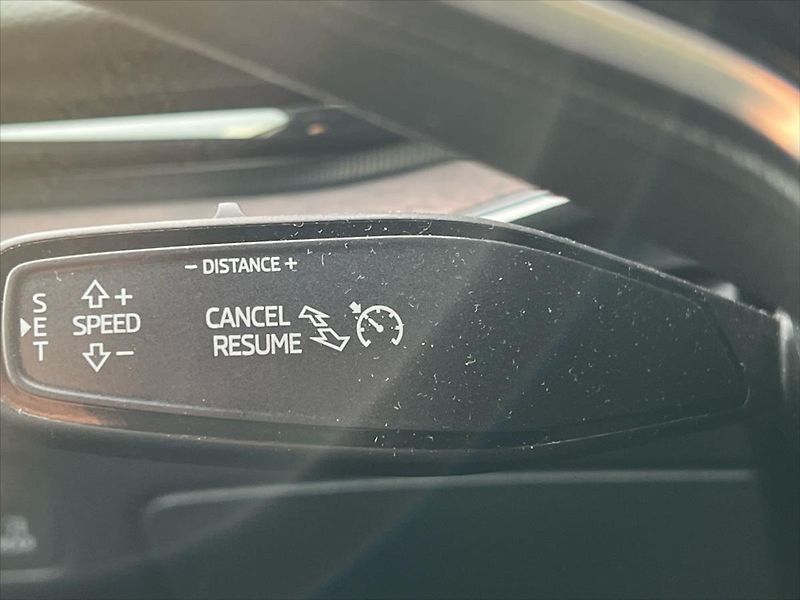 Škoda Superb 2,0 TDi 110 kW 7DSG L&K  IV. - fotka 18 z 32