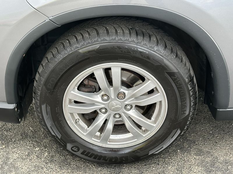 Mitsubishi Outlander (2016) 2.0/110kW *1.Maj *TZ *4x2  - fotka 34 z 34