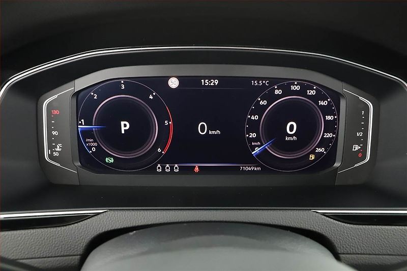 Volkswagen Passat (2023) 2.0 TDI - fotka 12 z 19