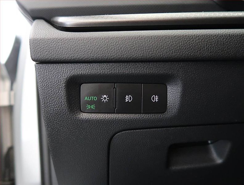 Škoda Octavia (2021) Ambition 2.0 TDI, Serv.kniha - fotka 23 z 24