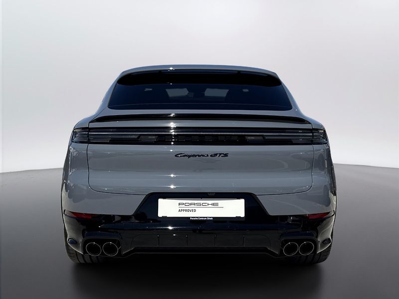 Porsche Cayenne GTS Coupé - fotka 7 z 30