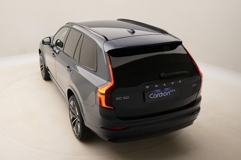 Volvo XC90 (2026) B5 AWD AUT DARK PLUS 7míst - fotka 17 z 70