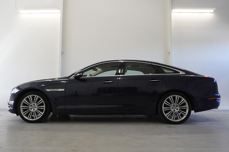 Jaguar XJ 5.0 V8 PREMIUM LUXURY - fotka 2 z 53