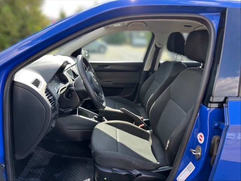 Škoda Fabia 1,0 TSI 70 Active - fotka 7 z 10