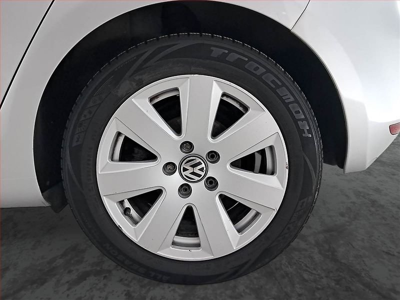 Volkswagen Golf (2012) 1.2 TSI, Tempomat - fotka 15 z 18