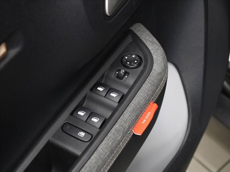 Citroën C3 Aircross 1,2 Turbo 100k PLUS 26tkm. - fotka 16 z 21