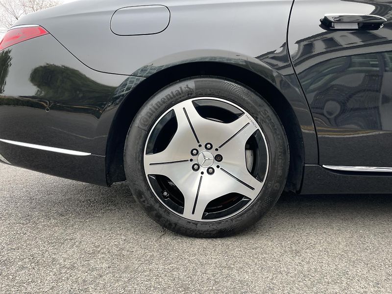 Mercedes-Benz Třídy S Maybach 580 4Matic - fotka 9 z 45