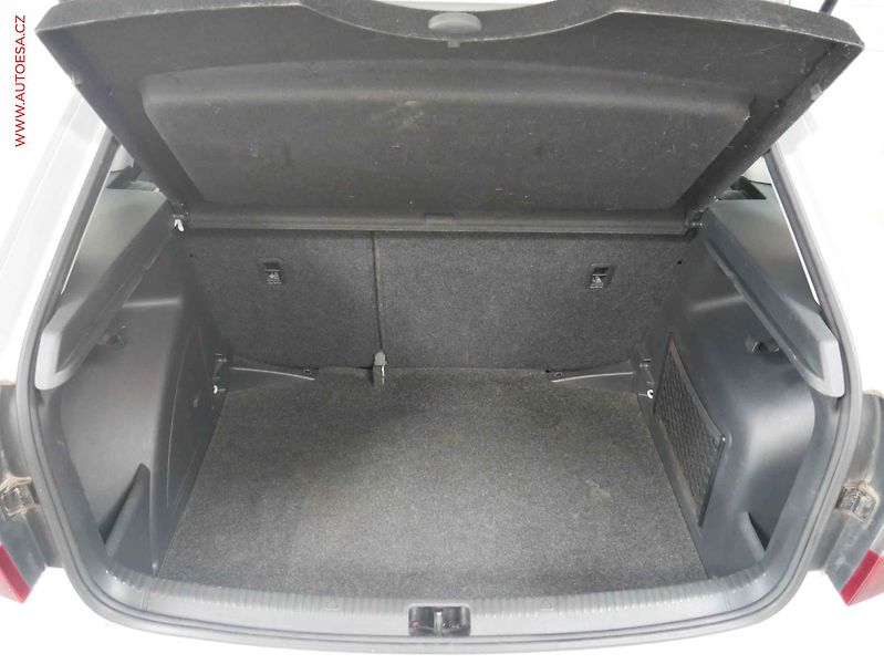 Škoda Rapid (2018) 1.0 TSi, ČR, servis.kniha, AC - fotka 7 z 19