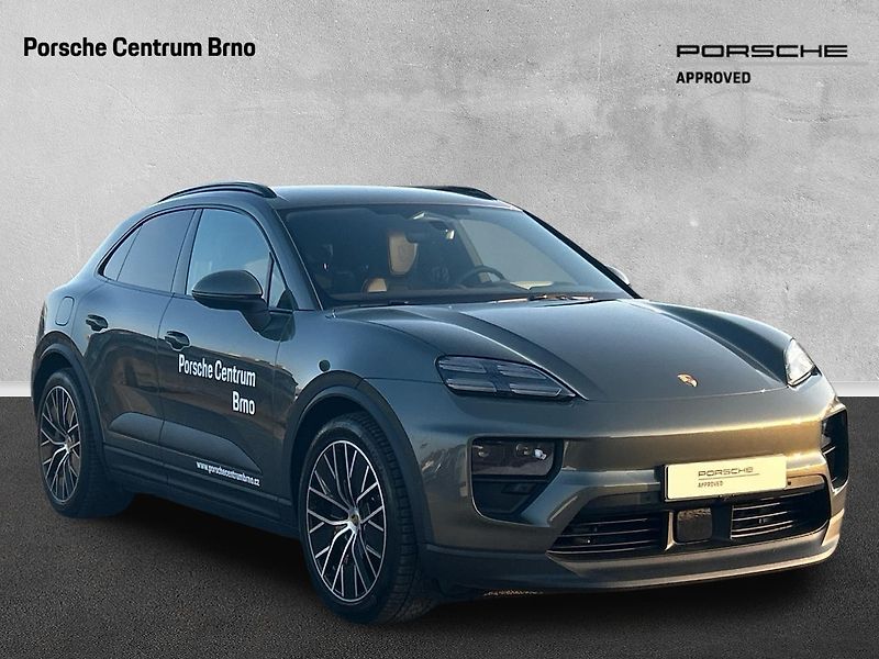 Porsche Macan 4S Electric - fotka 4 z 30