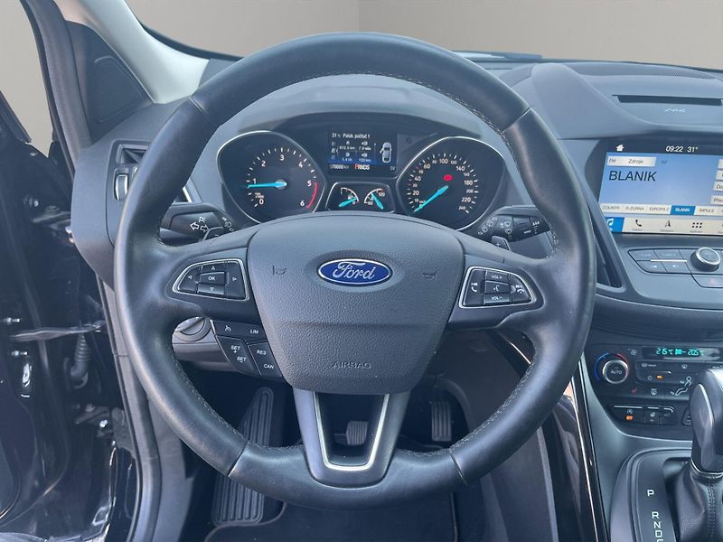 Ford Kuga (2017) 2.0 110kW, 4x4, Tažné, Serv.kn - fotka 10 z 22